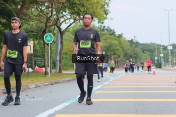 Runner Photo 5669555
