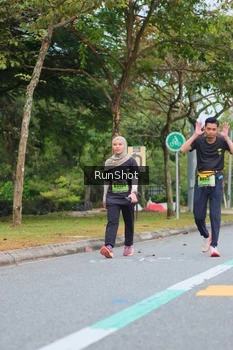 Runner Photo 5669573