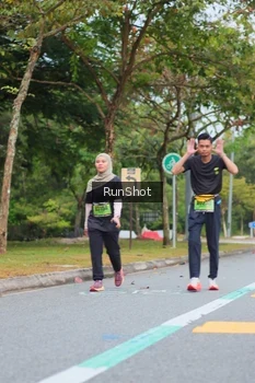 Runner Photo 5669575