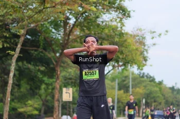 Runner Photo 5669579