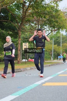 Runner Photo 5669584