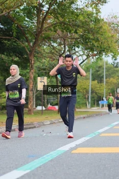 Runner Photo 5669586