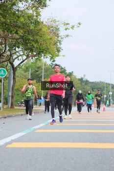 Runner Photo 5669605