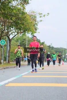 Runner Photo 5669609