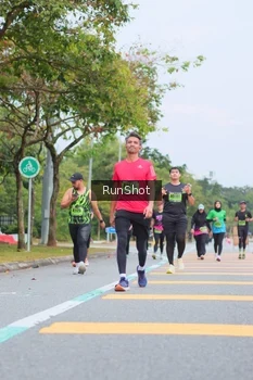 Runner Photo 5669617
