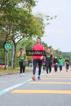 Runner Photo 5669619
