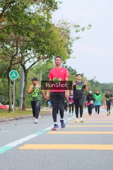 Runner Photo 5669627