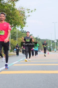 Runner Photo 5669631