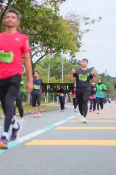 Runner Photo 5669638