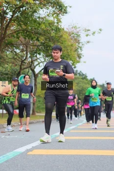 Runner Photo 5669653