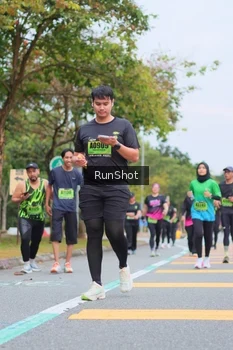 Runner Photo 5669658