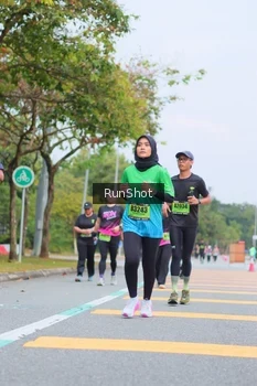 Runner Photo 5669665
