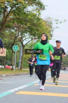 Runner Photo 5669671