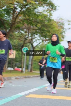 Runner Photo 5669675
