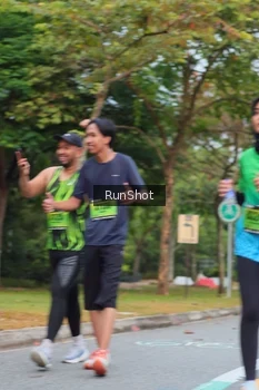 Runner Photo 5669690