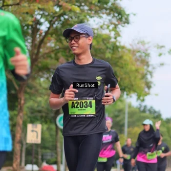 Runner Photo 5669701