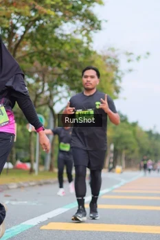 Runner Photo 5669746