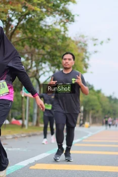 Runner Photo 5669750