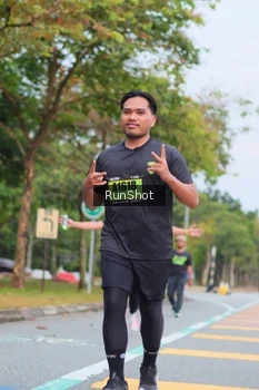 Runner Photo 5669756
