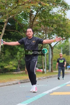 Runner Photo 5669776