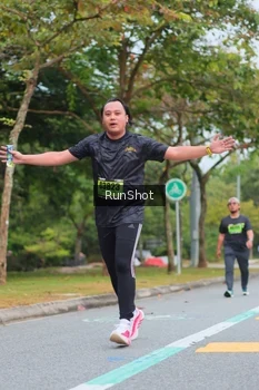Runner Photo 5669786