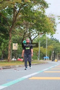 Runner Photo 5669794
