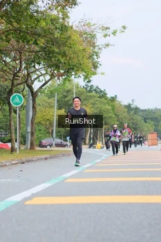 Runner Photo 5669799