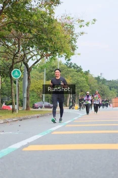 Runner Photo 5669805