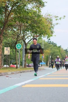 Runner Photo 5669806