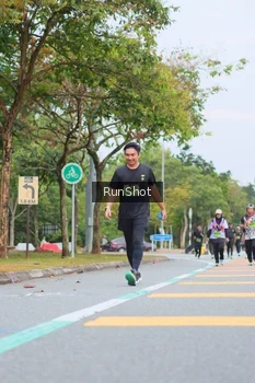 Runner Photo 5669807