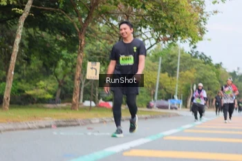 Runner Photo 5669820