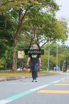Runner Photo 5669830