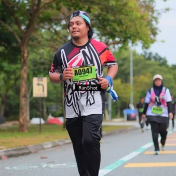 Runner Photo 5669835