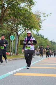 Runner Photo 5669839