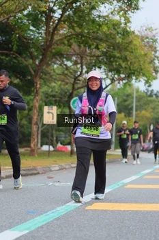 Runner Photo 5669846