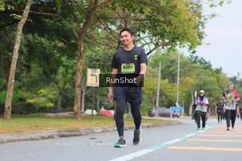 Runner Photo 5669849