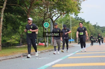 Runner Photo 5669866