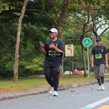 Runner Photo 5669870
