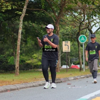 Runner Photo 5669878