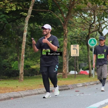 Runner Photo 5669880