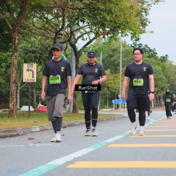 Runner Photo 5669886