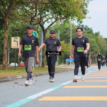 Runner Photo 5669892