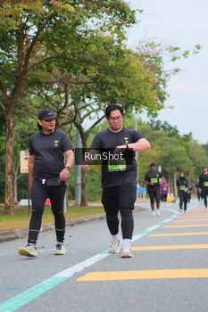 Runner Photo 5669913