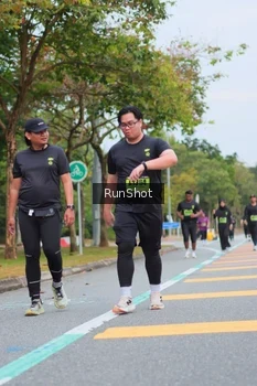 Runner Photo 5669943