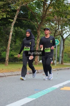 Runner Photo 5669947