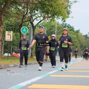 Runner Photo 5670021