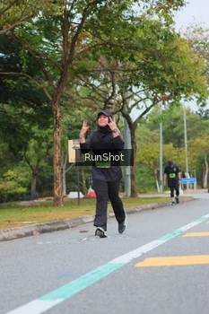 Runner Photo 5670134
