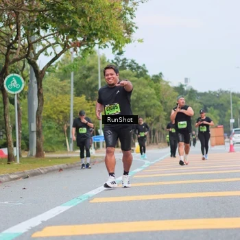 Runner Photo 5670157