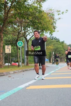Runner Photo 5670163