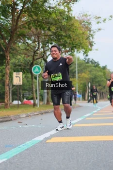Runner Photo 5670188